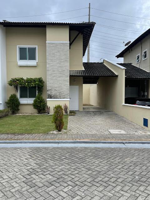 Casa para alugar em Eusébio, Centro, com 3 quartos